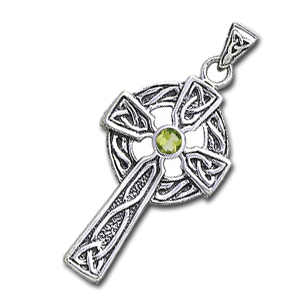 Keltisk kors med Peridot - u/kæde